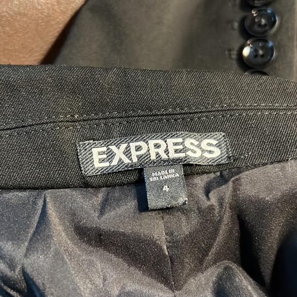 Express Jacket - Picture 9 of 11